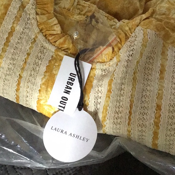 Laura Ashley prairie dress - Picture 10 of 10